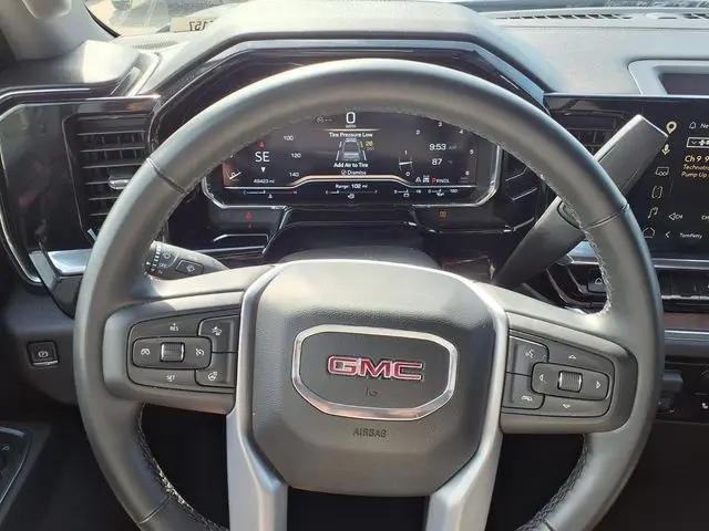 2025 GMC Sierra 1500 4WD Crew Cab Short Box SLT