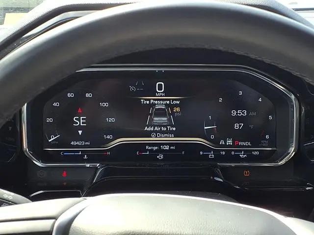 2025 GMC Sierra 1500 4WD Crew Cab Short Box SLT