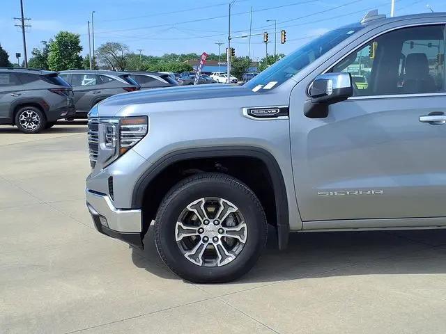 2025 GMC Sierra 1500 4WD Crew Cab Short Box SLT