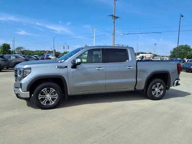 2025 GMC Sierra 1500 4WD Crew Cab Short Box SLT