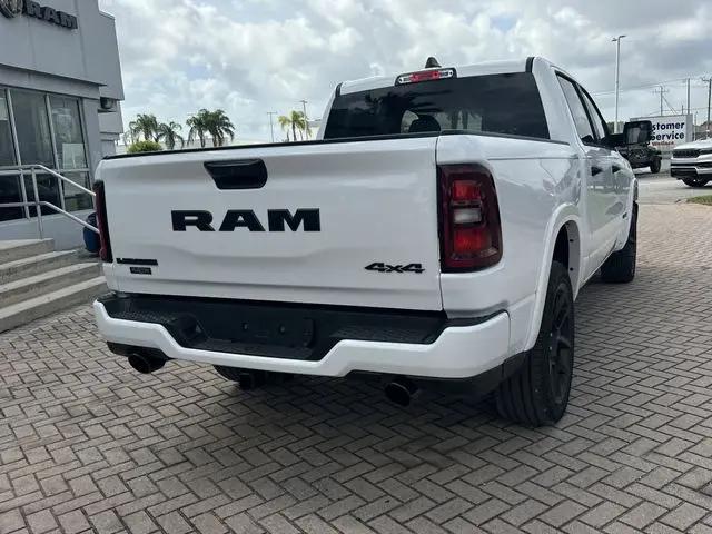 2026 Ram 1500 Laramie Crew Cab 4x4 5'7" Box