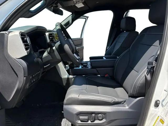 2026 Toyota Tundra SR5 CrewMax 5.5' Bed