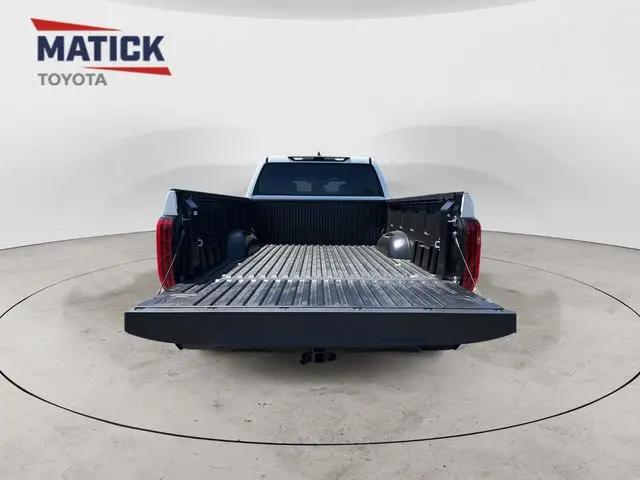 2026 Toyota Tundra SR5 CrewMax 5.5' Bed