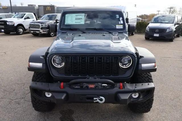 2026 Jeep Gladiator Sport