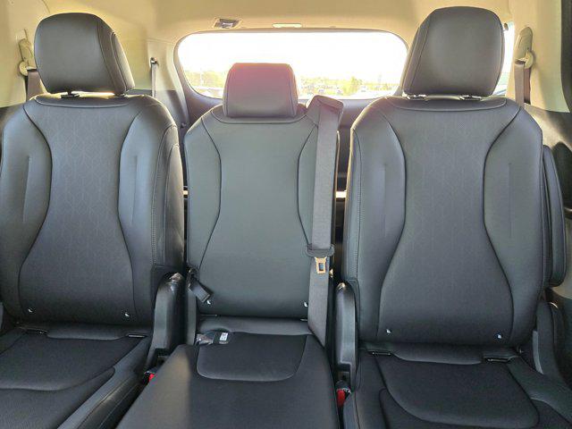 2026 Kia Carnival MPV EX