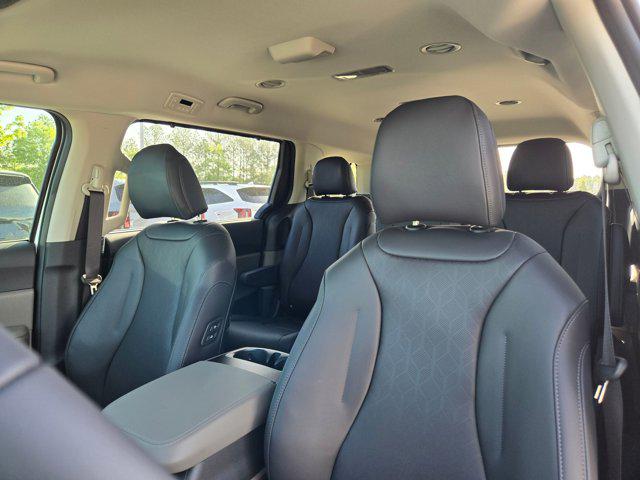 2026 Kia Carnival MPV EX