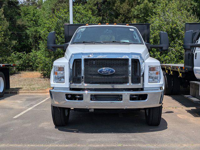 2027 Ford F-750 Base