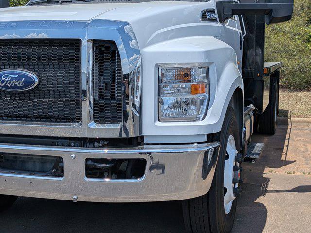 2027 Ford F-750 Base