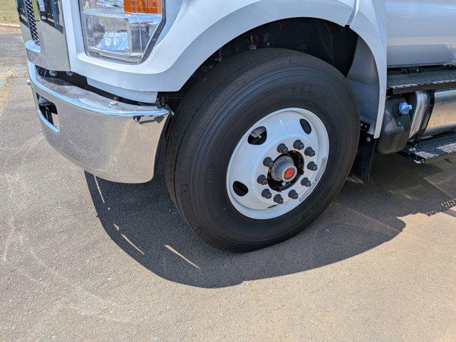 2027 Ford F-750 Base