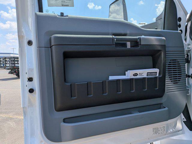 2027 Ford F-750 Base