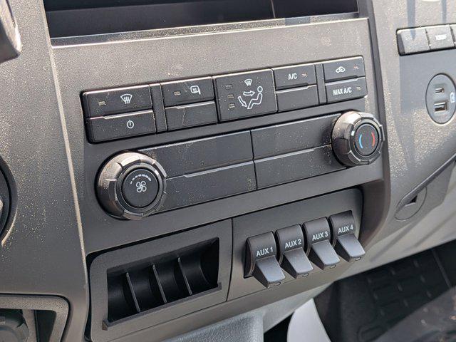 2027 Ford F-750 Base