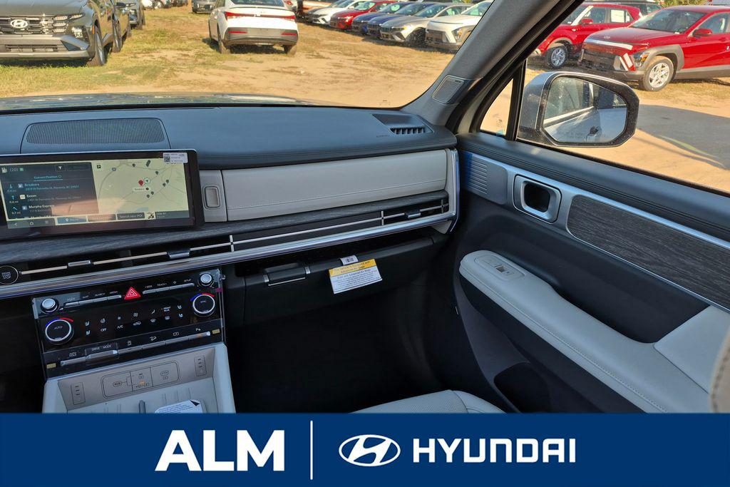 New 2026 Shimmering Silver HYUNDAI Limited FWD image 22