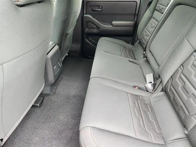 2026 Nissan Frontier Crew Cab PRO-4X 4x4