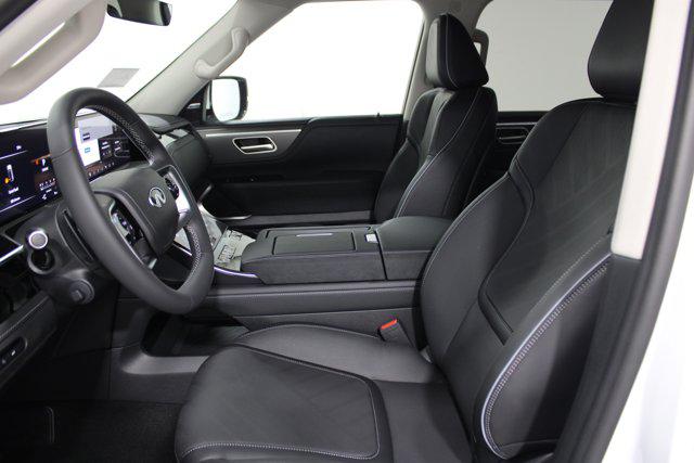 2026 INFINITI QX80 LUXE AWD