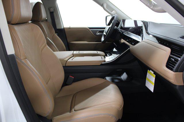 2026 INFINITI QX80 LUXE AWD