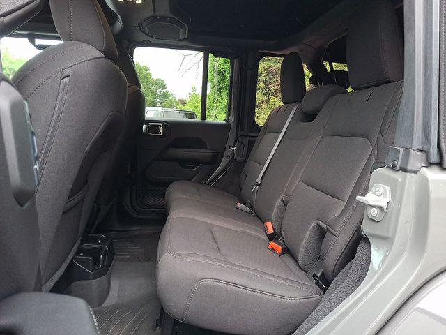 2023 Jeep Wrangler 4-Door Sahara 4x4