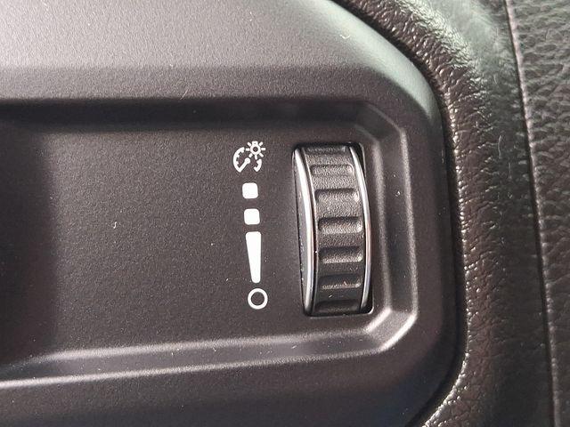 2023 Jeep Wrangler 4-Door Sahara 4x4