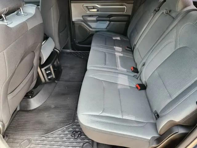 2022 Ram 1500 Big Horn Crew Cab 4x2 5'7" Box