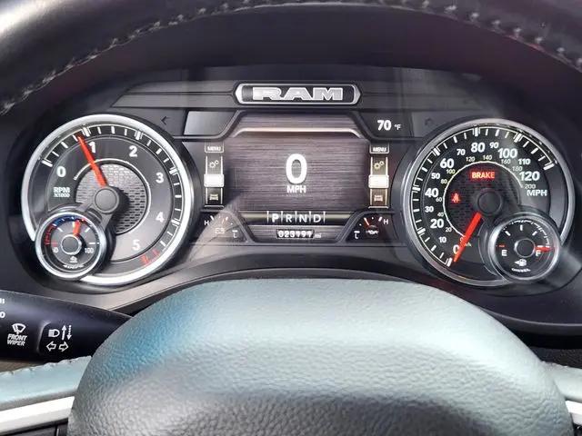 2022 Ram 1500 Big Horn Crew Cab 4x2 5'7" Box