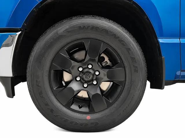 2022 Ram 1500 Big Horn Crew Cab 4x2 57 Box