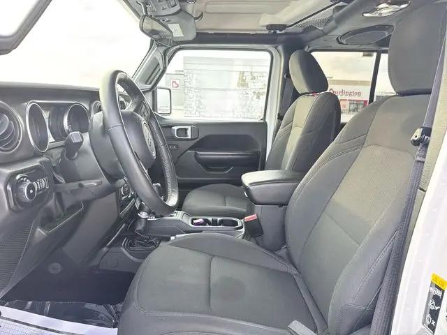 2022 Jeep Wrangler Unlimited Willys 4x4