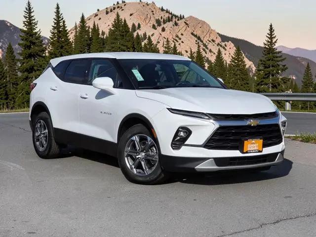 2025 Chevrolet Blazer AWD 2LT