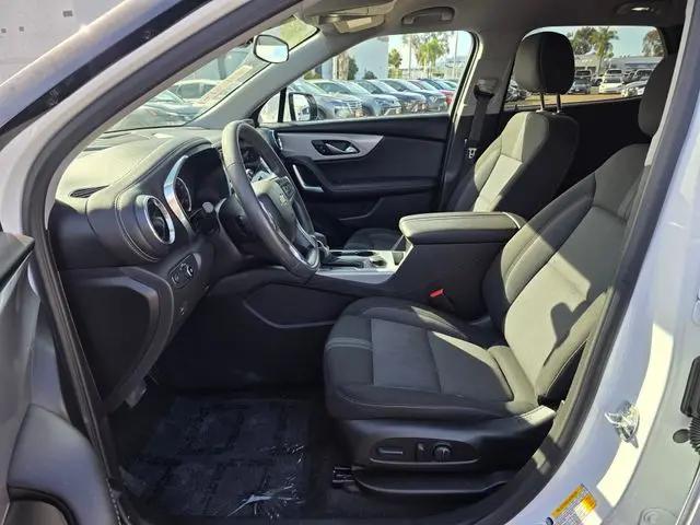 2025 Chevrolet Blazer AWD 2LT