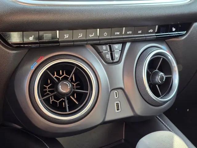 2025 Chevrolet Blazer AWD 2LT