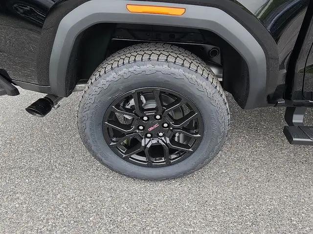2026 GMC Canyon Denali, 4WD