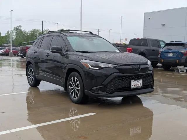 2023 Toyota Corolla Cross Hybrid SE