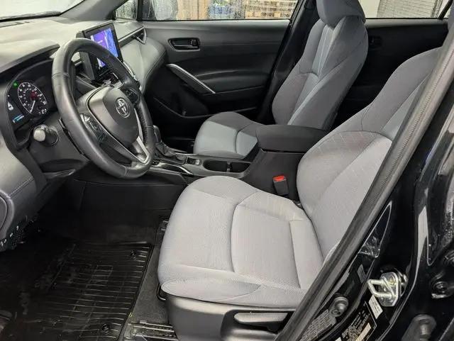 2023 Toyota Corolla Cross Hybrid SE