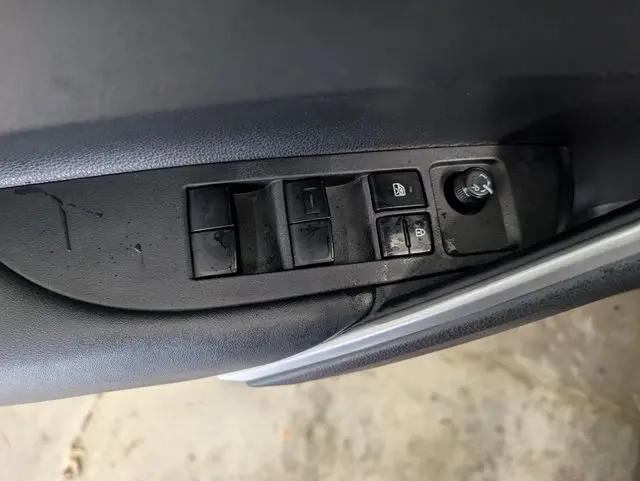 2023 Toyota Corolla Cross Hybrid SE