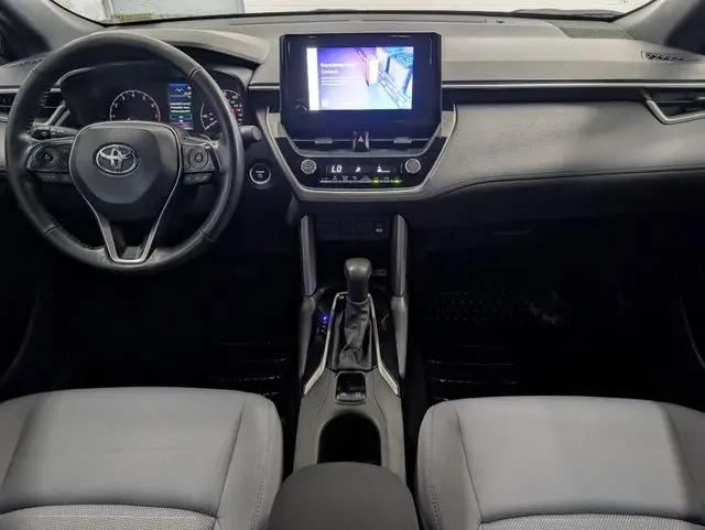 2023 Toyota Corolla Cross Hybrid SE