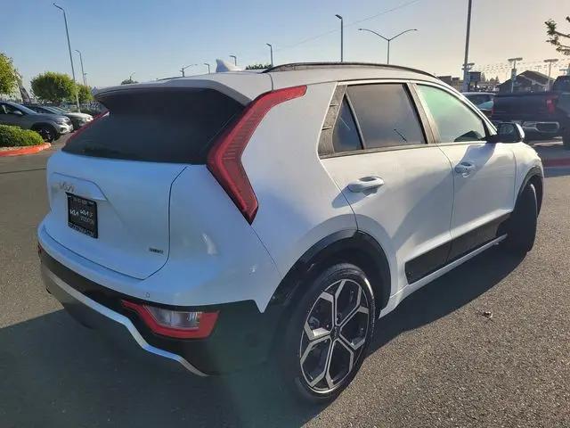2023 Kia Niro EX Touring