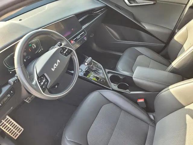 2023 Kia Niro EX Touring