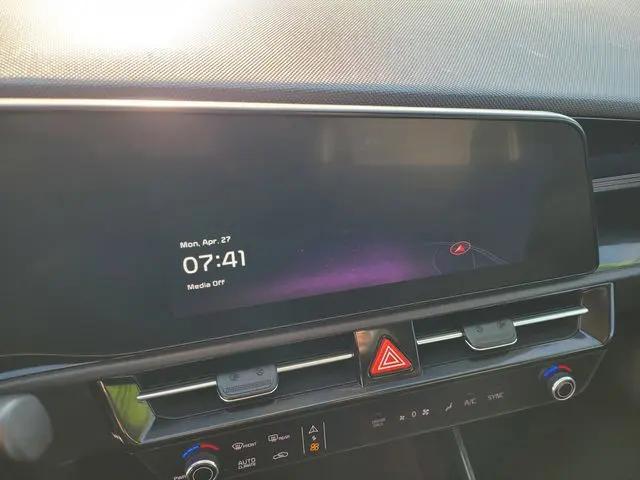 2023 Kia Niro EX Touring