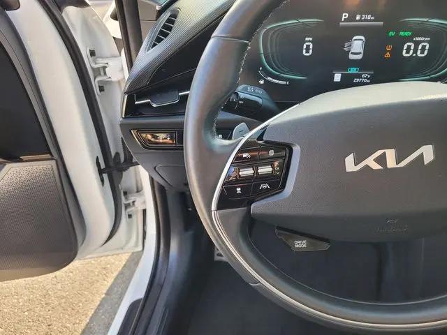 2023 Kia Niro EX Touring