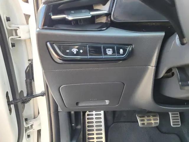 2023 Kia Niro EX Touring