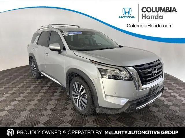 2022 Nissan Pathfinder Platinum 4WD for sale in Columbia, MO