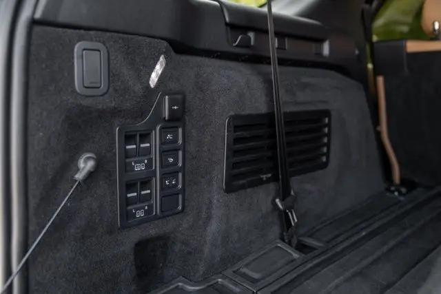 2023 Land Rover Discovery P360 HSE R-Dynamic
