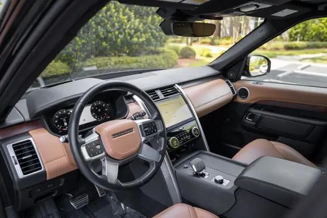 2023 Land Rover Discovery P360 HSE R-Dynamic