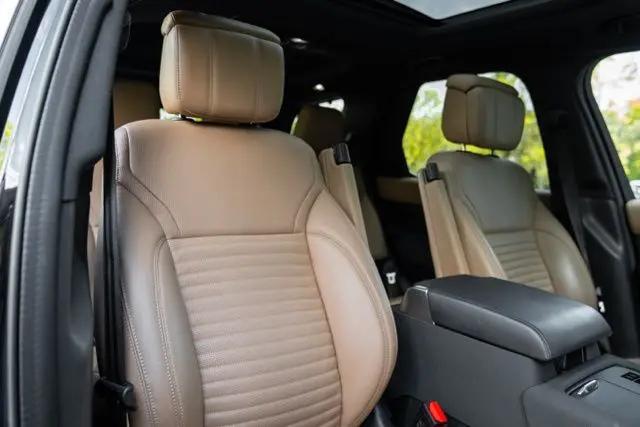 2023 Land Rover Discovery P360 HSE R-Dynamic