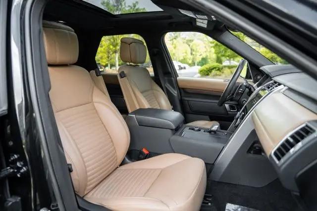 2023 Land Rover Discovery P360 HSE R-Dynamic
