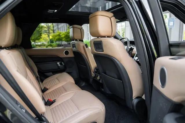 2023 Land Rover Discovery P360 HSE R-Dynamic