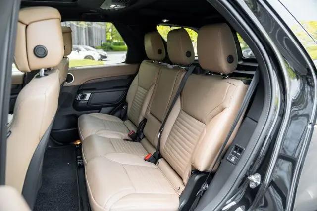 2023 Land Rover Discovery P360 HSE R-Dynamic