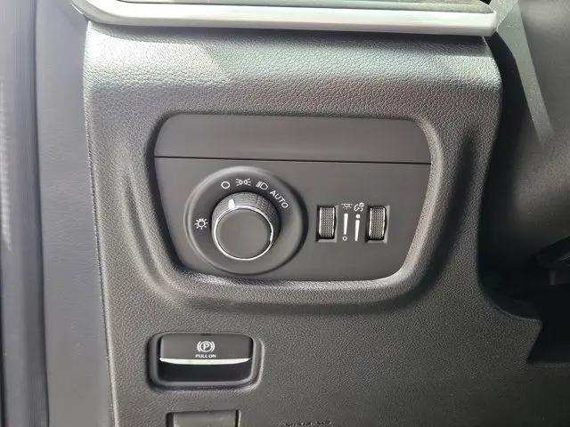 2026 Jeep Grand Cherokee L Altitude 4x4