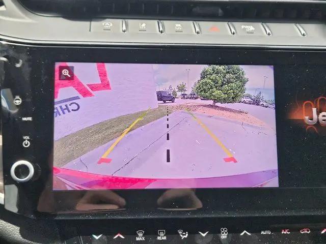 2026 Jeep Grand Cherokee L Altitude 4x4