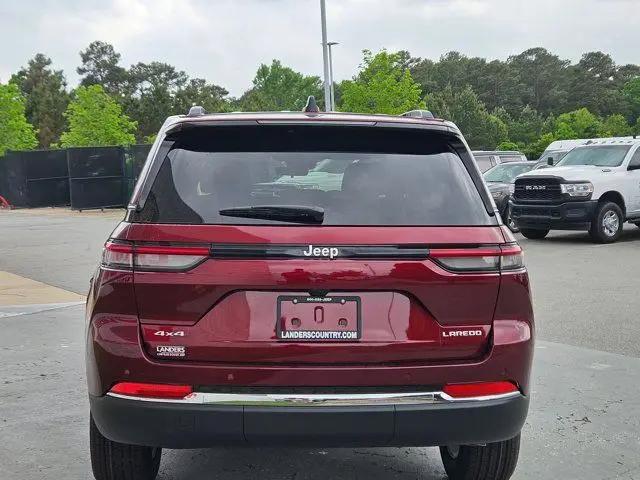 2026 Jeep Grand Cherokee Laredo 4x4