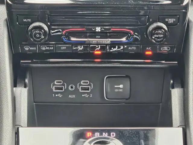 2026 Jeep Grand Cherokee Laredo 4x4