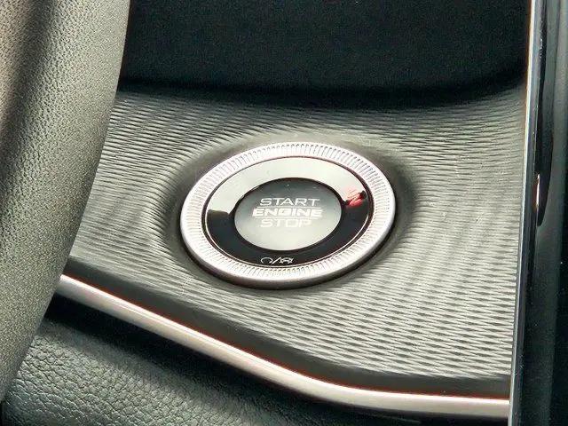 2026 Jeep Grand Cherokee Laredo 4x4